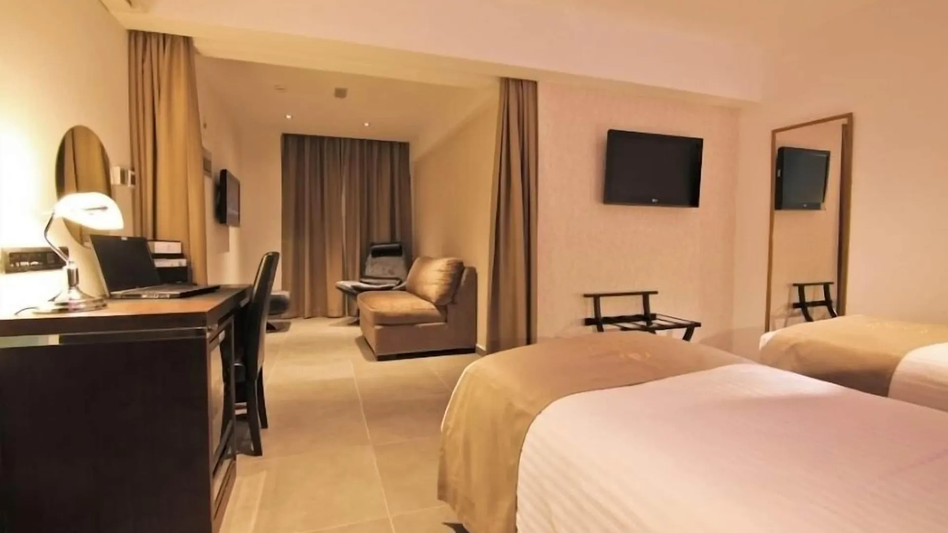 Achilleos City Hotel Larnaka